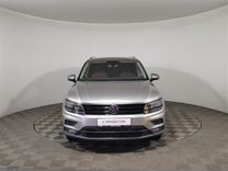 Volkswagen Tiguan 2.0 AMT, 2019, 60 974 км, с пробегом, цена 2 737 000 руб.