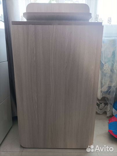 Маникюрный стол складной бу