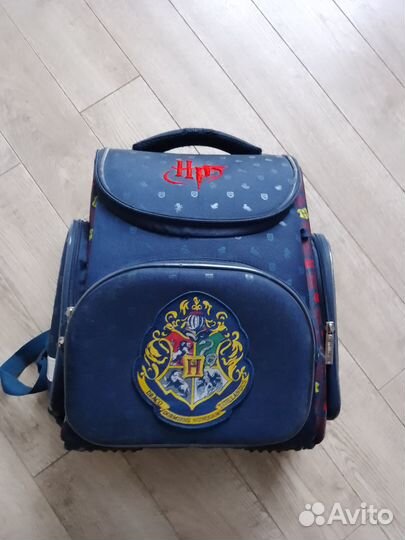 Школьный рюкзак