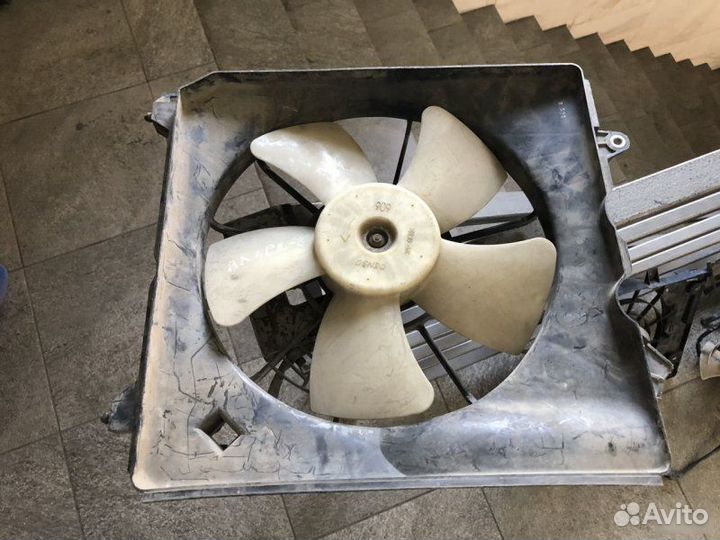 Диффузор вентилятора Honda Accord 8