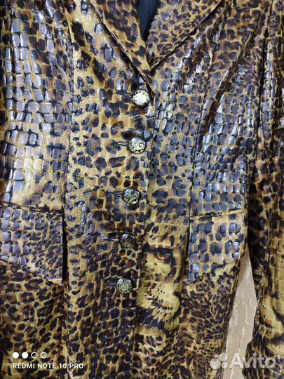 Плащ женский