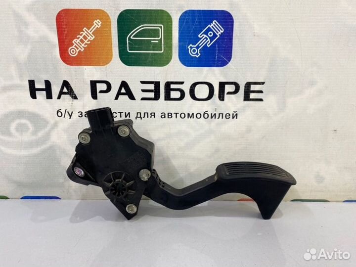 Педаль газа Toyota Rav4 XA40 2AR-FE 2014