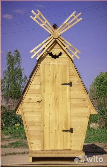 Дачный туалет с кошкой NNS