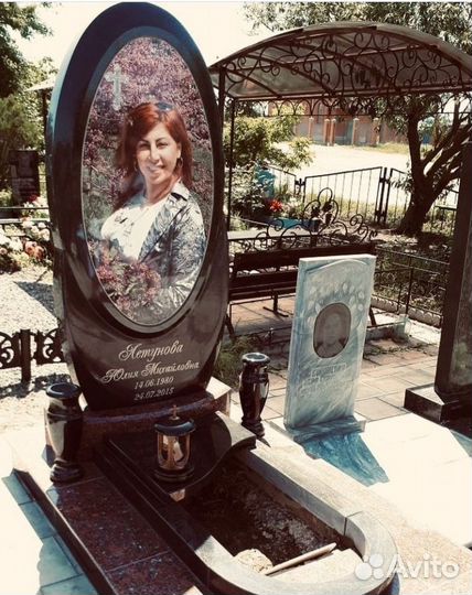 Памятники от производителя