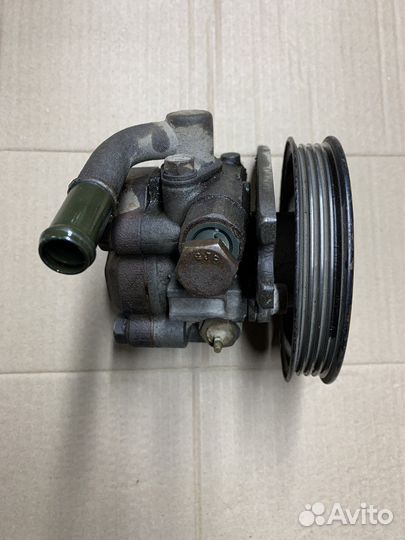 Насос гура Kia Spectra