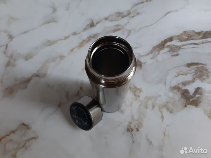 Термос с датчиком температуры