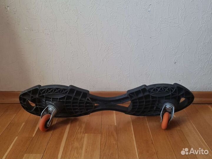 Двухколесный скейтборд