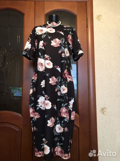 Платье женское нарядное 52 54