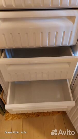 Морозильная камера бу Stinol