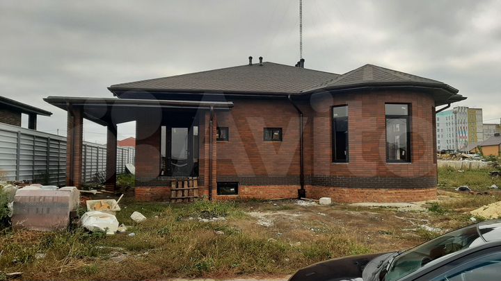 Дом 176 м² на участке 5,5 сот.