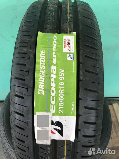 Bridgestone Ecopia EP300 215/60 R16 95V