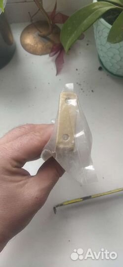 Кронштейн для багетки