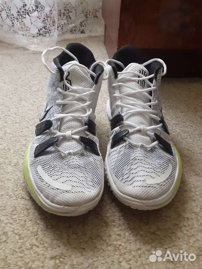 Баскетбольные кроссовки nike kyrie 7 44 размер