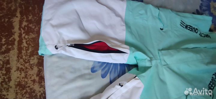 Горнолыжный комбинезон женский