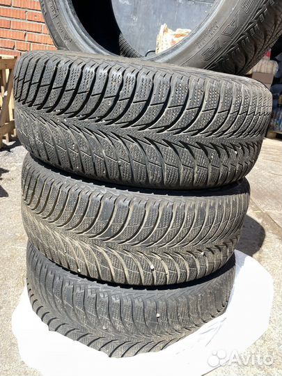 Goodyear UltraGrip Ice 205/55 R16 94T