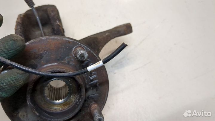 Ступица (кулак, цапфа) левая передняя Ford Fusion