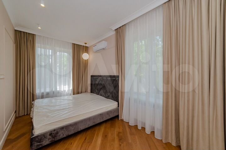 3-к. квартира, 73,7 м², 2/5 эт.