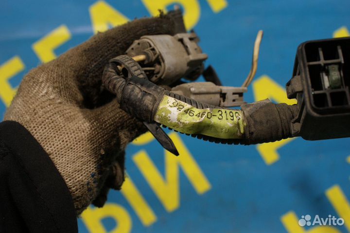 Колодка предохранителей Toyota Corolla E11