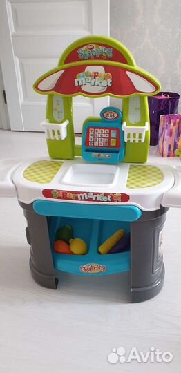 Детская кухня+корзина+20пластиковых продуктов