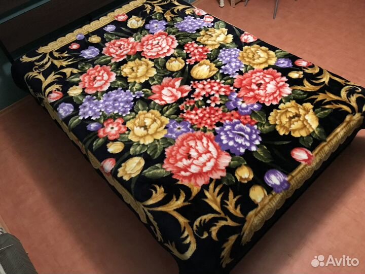 Толстое большое покрывало (плед), новое,190х230 см