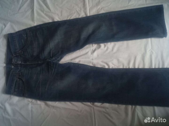 Джинсы