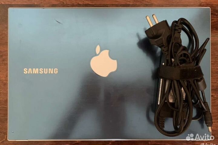 Samsung NP305V5A / Core i3-2350M