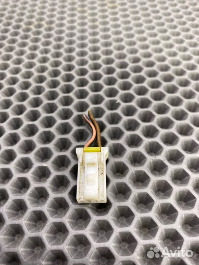 Б/У фишка (разъем ) Hyundai Accent LC D3EA 2005