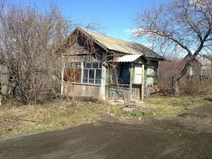 Дача 20 м² на участке 6 сот.