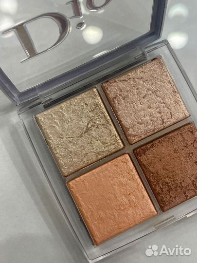 Dior backstage хайлайтер 002