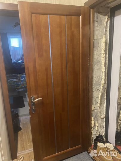 Дверь входная деревянная бу