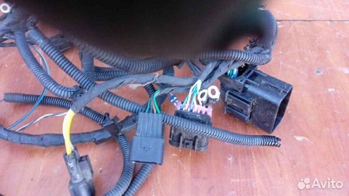 Проводка (коса) подкапотная Chevrolet Orlando 1.8