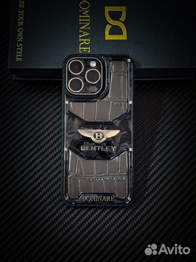 Чехол на iPhone 16 pro max Bentley карбон