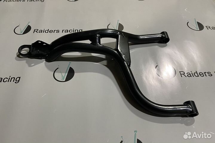 Рычаг нижний левый 39