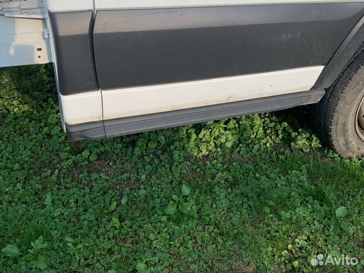 Накладки порогов форд транзит