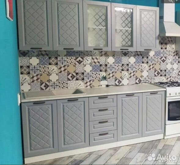 Кухни мдф со склада. Цена за комплект 2 метра