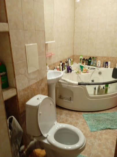 Комната 22 м² в 2-к., 2/5 эт.