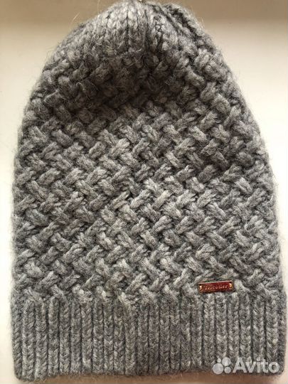 Шапка женская вязаная