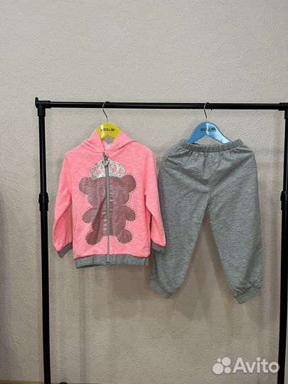 Пакет одежды для девочки платья костюм 98-104