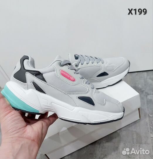 Кроссовки женские adidas falcon 36 37 38 39 40 41