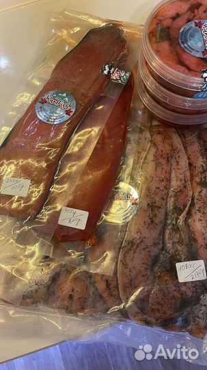 Красная малосольная рыба (нерка, кета, кижуч)