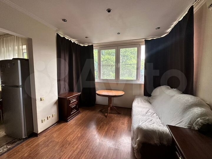 2-к. квартира, 55 м², 4/4 эт.