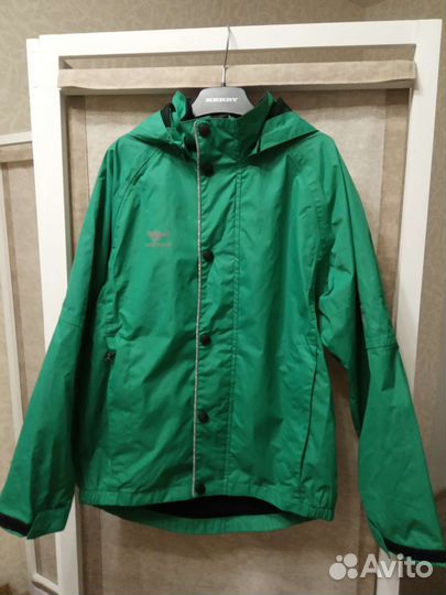 Ветровка, рост 140