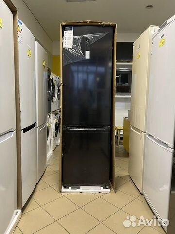 Холодильник No Frost 200 см Новый Черный Thomson