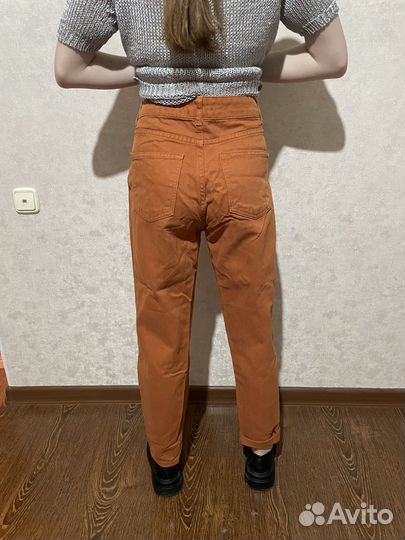 Джинсы женские