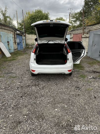 Ford Focus 1.6 МТ, 2010, 130 000 км