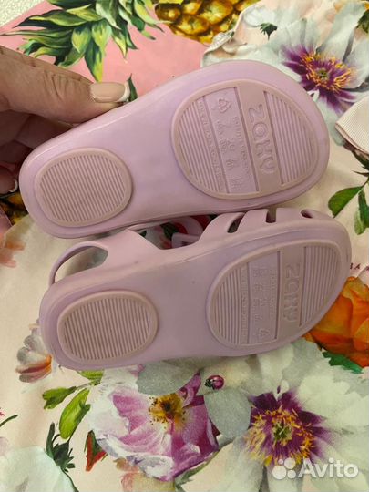 Садалии босоножки для девочки,22 размер