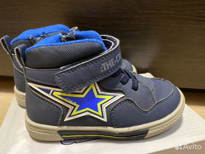 Ботинки детские 25 размер