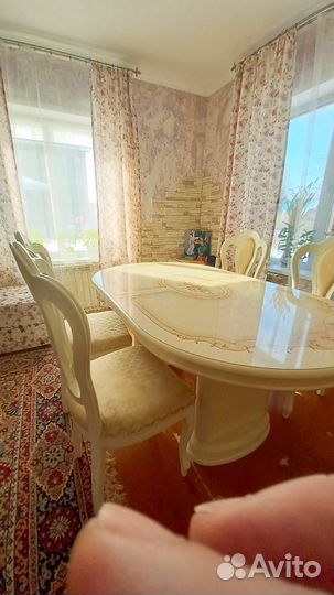 Стол обеденный со стульями из массива
