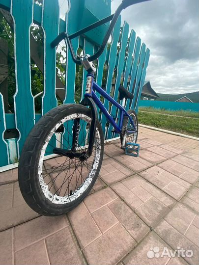 Трюковой велосипед bmx
