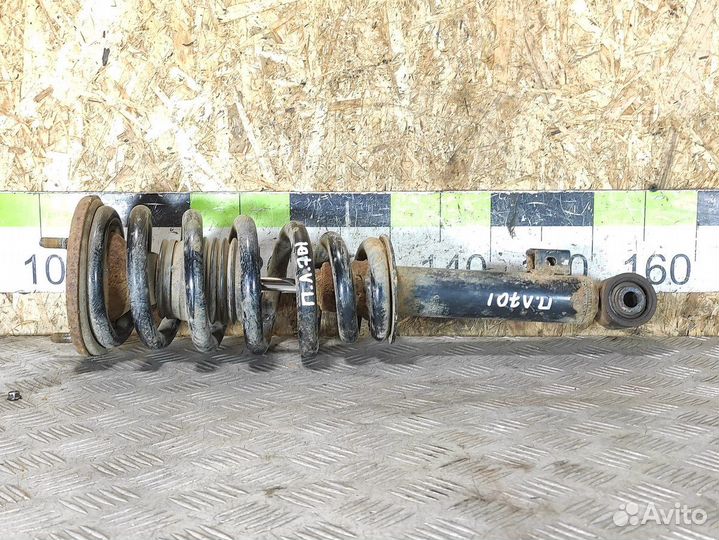 Амортизатор передний левый Mitsubishi L200 2006-20